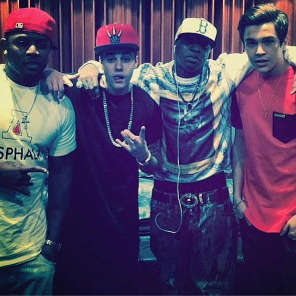 rs_600x600-140403043618-600.Justin-Bieber-Austin-Mahone-JR-4314_copy