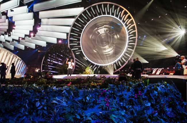 2014-mtv-vma-backstage-10-billboard-650 VMA 2014: confira fotos do palco da premiação