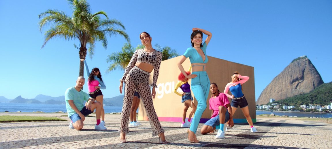 Anitta E Lu Estrelam Clipe Que Marca Chegada Do Magalu Ao Rj