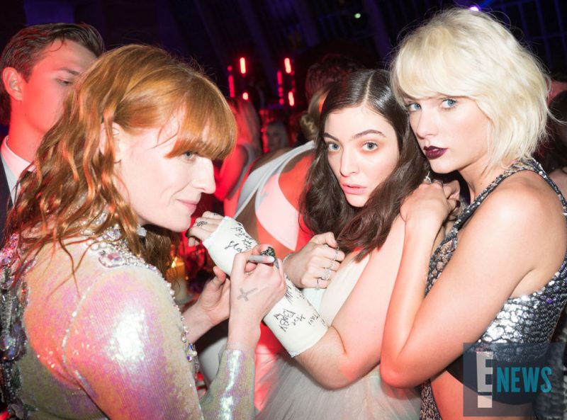 rs_1024x759-160503103430-1024.Florence-Welch-Lorde-Cast-Taylor-Swift-MET-Gala-2016-Inside-Pics-Exclusive-JR-050316