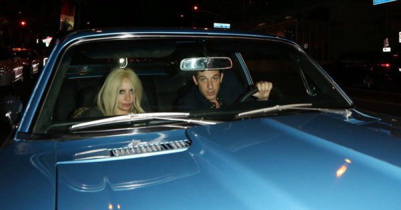 lady-gaga-mark-ronson-ensemble-together-couple