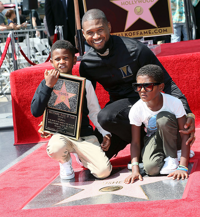 Usher-calcada-da-fama-familia