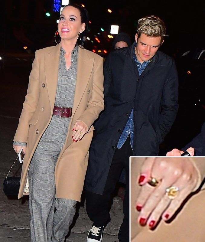 EXCLUSIVE: **STRICTLY NO TV/WEB UNTIL 11.40AM PST WED NOV 30TH 2016** Katy Perry Shows off Yellow Diamond Sparkler as she and Orlando Bloom Hold Hands on NYC Date Night