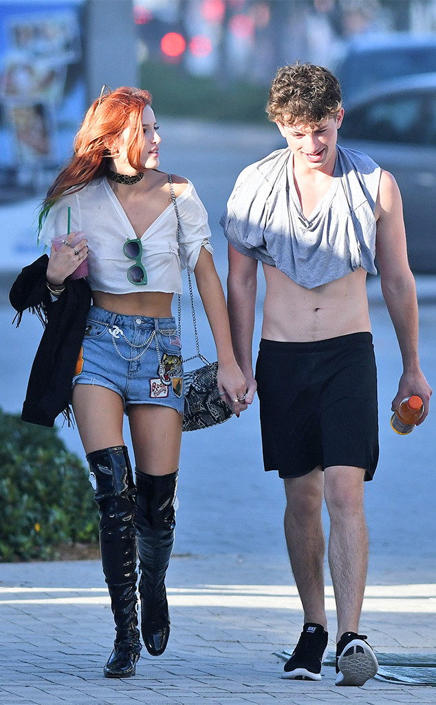 rs_634x1024-161219105855-634-2-bella-thorne-charlie-puth-romance-miami-mh-121916