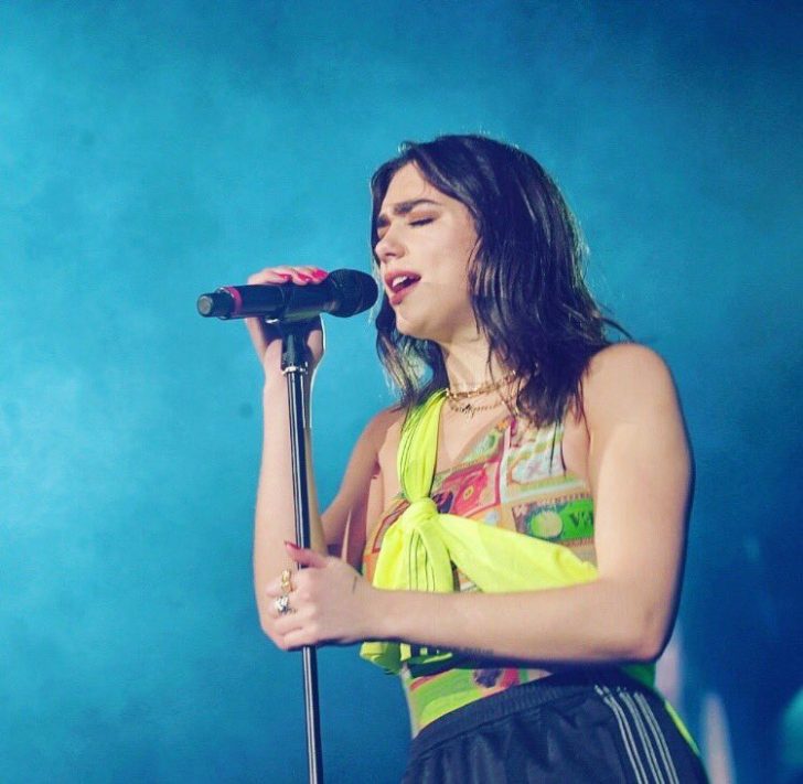 Dua Lipa no Brasil veja vídeos, fotos e setlist do show de São Paulo