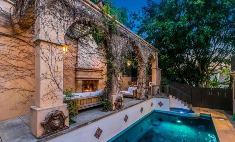 Confira fotos da luxuosa mansão de mais de R$13 milhões que Camila Cabello comprou em Hollywood - POPline