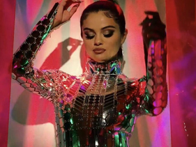 Confira a tradução de “Look at Her Now”, nova música da Selena Gomez -  POPline