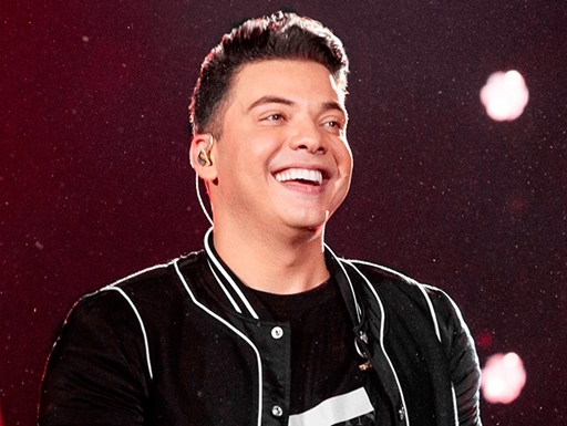 Wesley Safadão segue líder da parada de forró das rádios e emplaca três  músicas no Top 10 - POPline