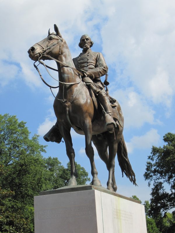 Estátua pode ser retirada após pedido de Taylor Swift