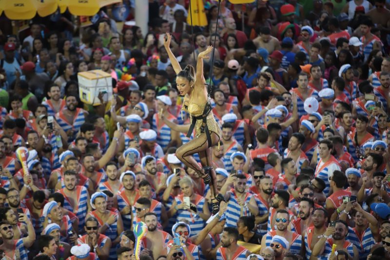 Prefeito propõe adiamento do Carnaval de Salvador, Rio e São Paulo