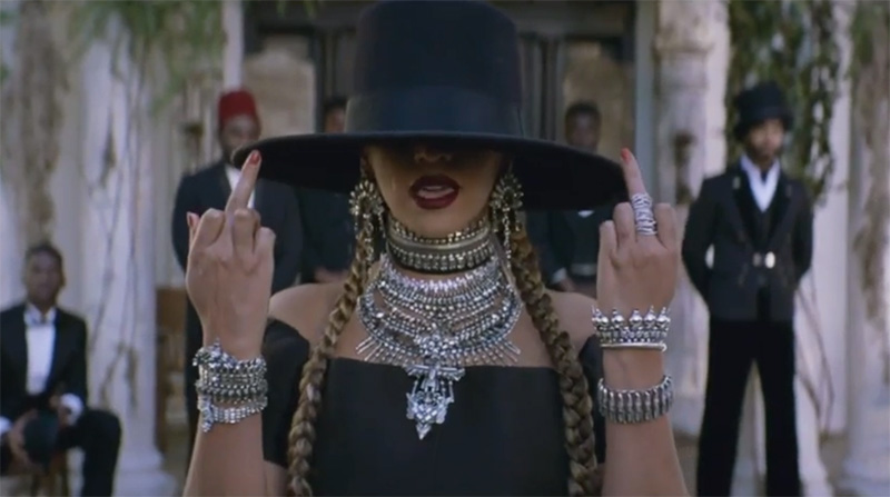 Político dos EUA acusa Beyoncé de satanista: "ela nem é afro-americana, está fingindo"