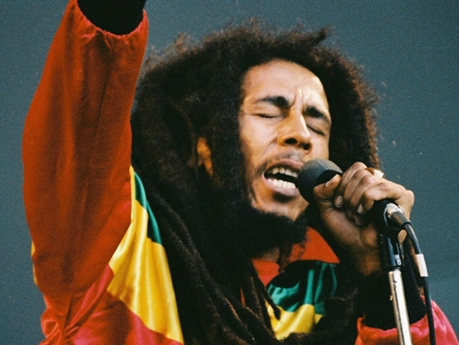 No dia Mundial do Reggae, Bob Marley ganha novo clipe para o clássico "No Woman No Cry" (Foto: Reprodução de internet)