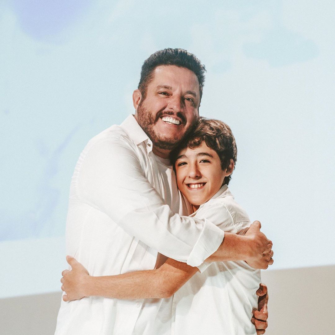 Bruno, dupla de Marrone, anuncia projeto com o filho, Enzo Rabelo. Foto: Divulgação