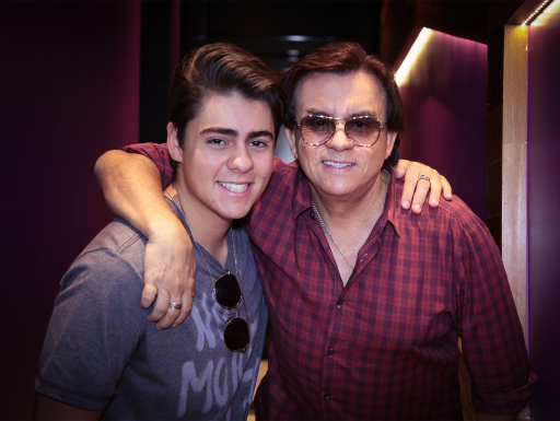 Chitãozinho prepara seu filho Enrico para estrear no mercado sertanejo. Foto: Helena Melo