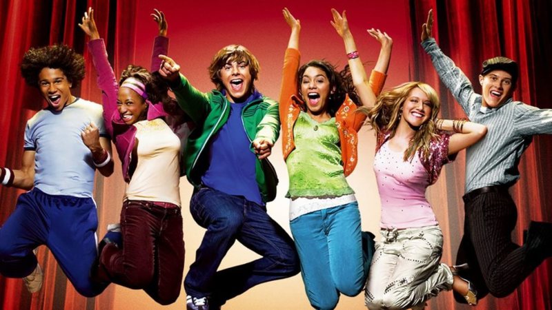 Coreógrafo de "High School Musical" diz qual personagem da franquia é gay