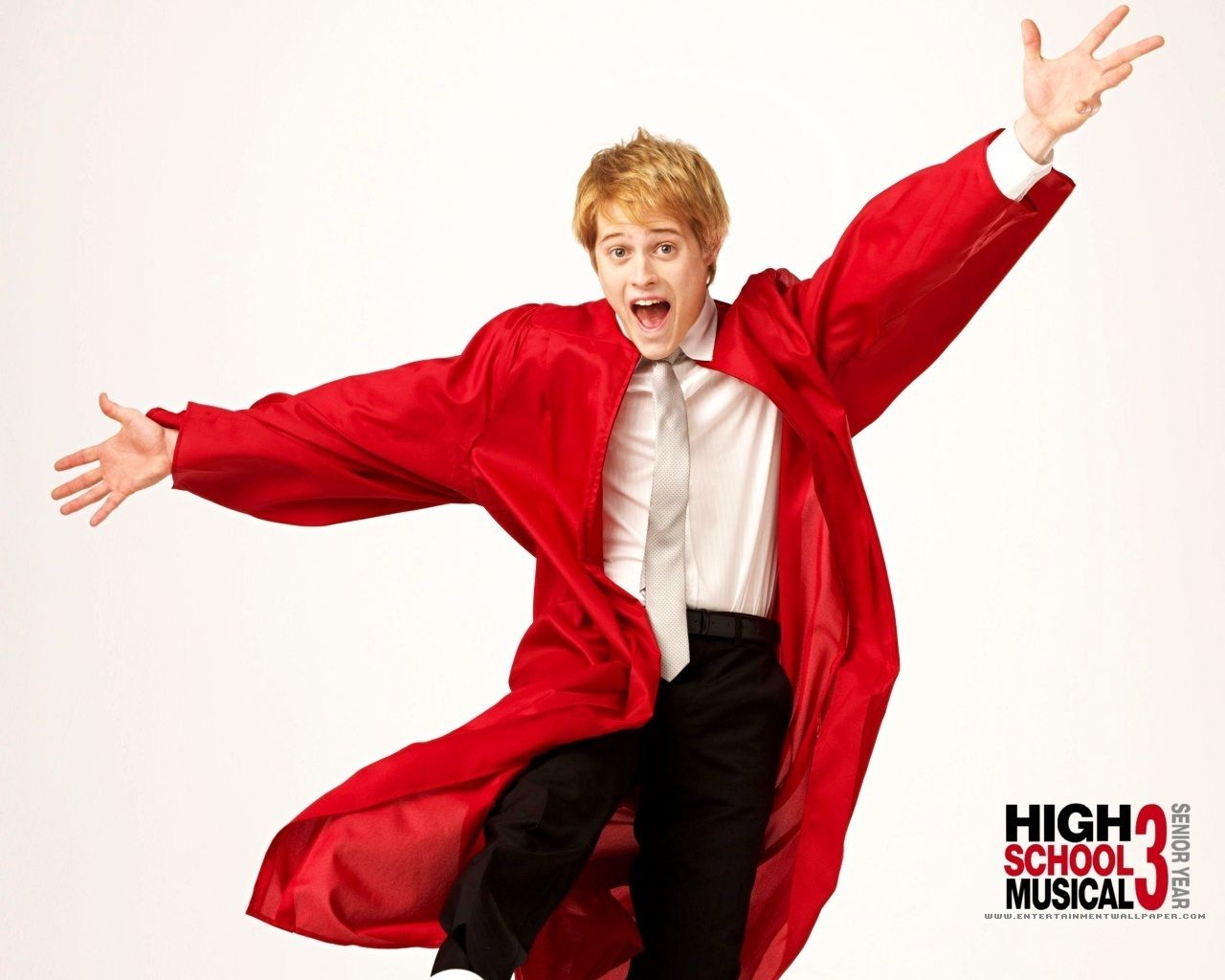 "Hoje em dia, não sei se faria Ryan em 'High School Musical'", diz Lucas Grabeel