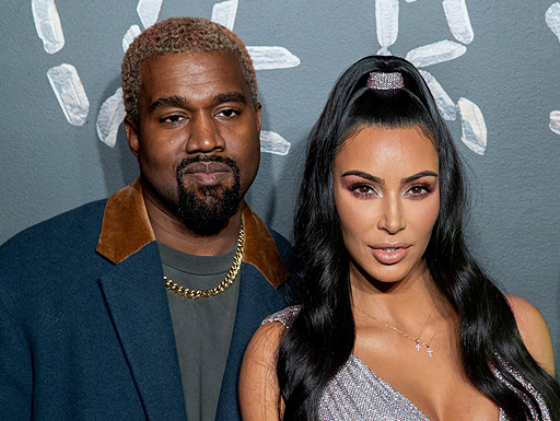 Kanye West presenteia Kim Kardashian com holograma do seu pai, morto há 17 anos Foto: Lars Niki/Getty Images for WSJ. Magazine Innovators Awards )
