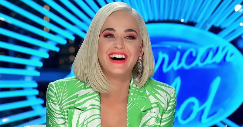 Katy Perry renova com o American Idol