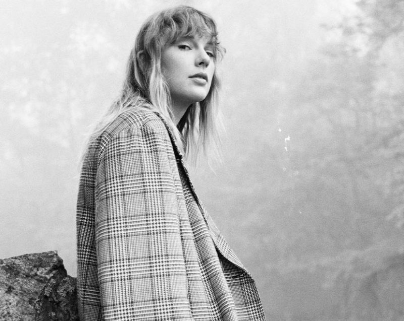 Taylor Swift lança álbum conceitual