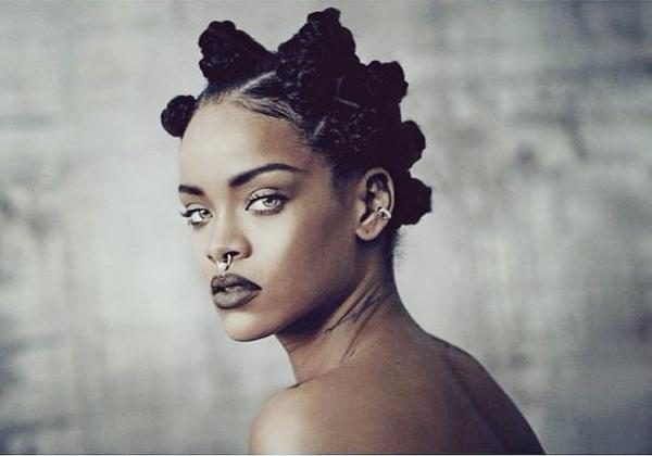  Rihanna fala sobre próximo álbum: "valerá a espera"