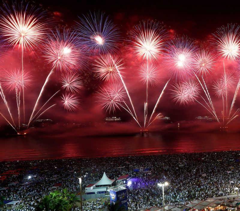 Por causa da COVID-19, a tradicional festa de ano novo, que reuniu 2.9 milhões de pessoas no ano passado, não será realizada