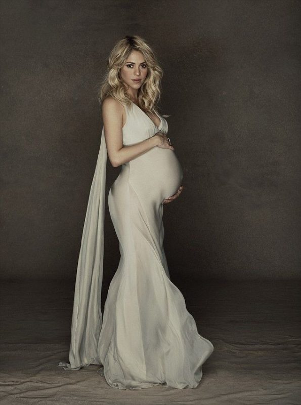 Shakira grávida para campanha da UNICEF