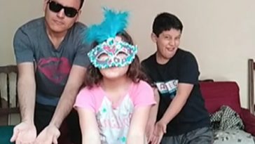 Crianças replicam clipe de "911" de Lady Gaga em casa
