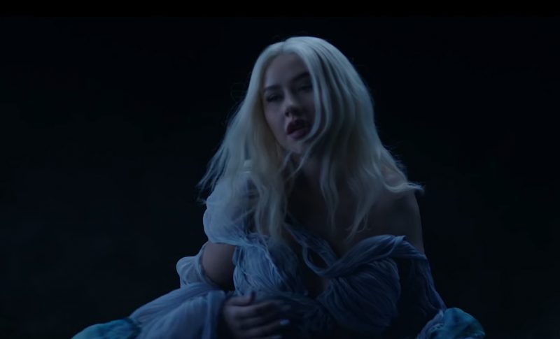 Christina Aguilera em novo clipe