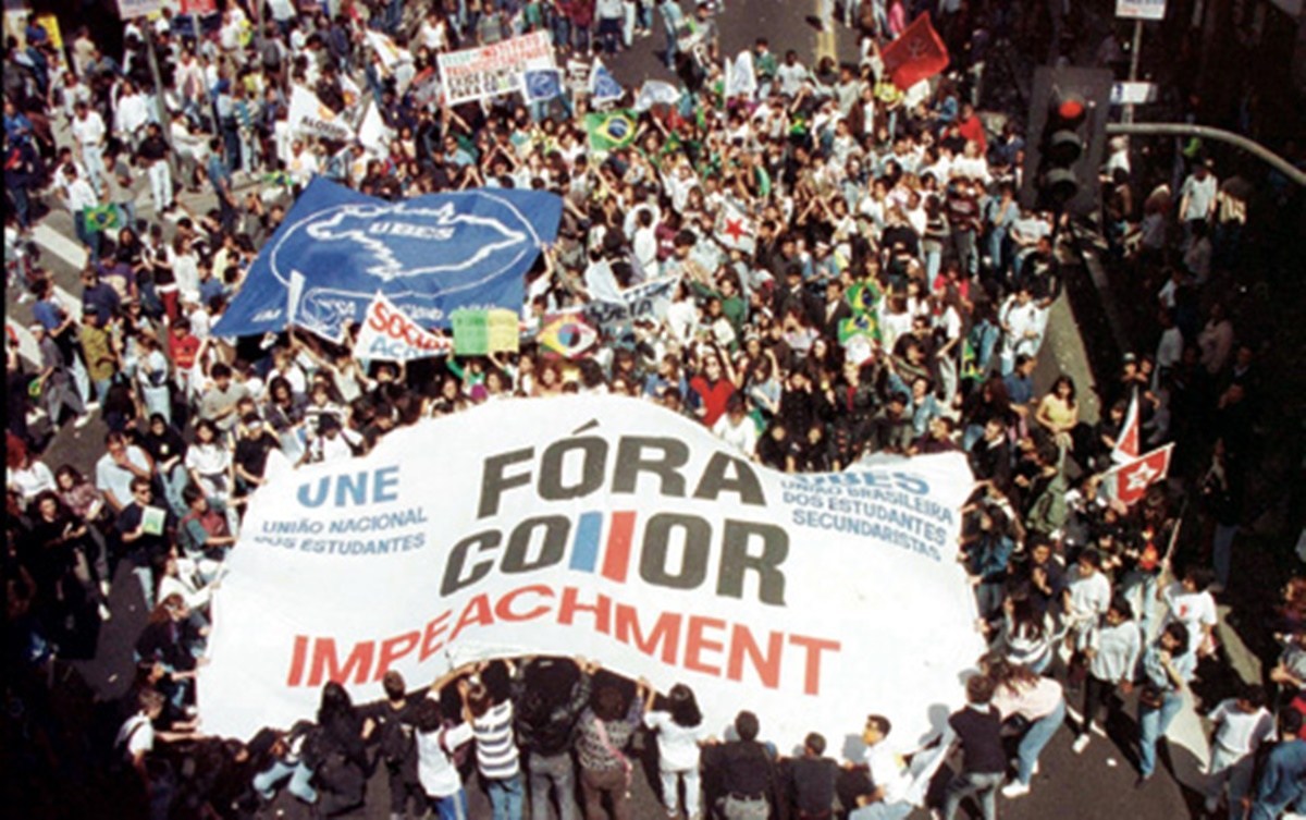 A população do Brasil foi às ruas em 1992 para pedir a saída de Fernando Collor do cargo de presidente. Foto: Arquivo Nacional