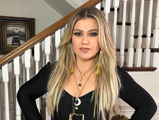 Kelly Clarkson tem problemas com divórcio