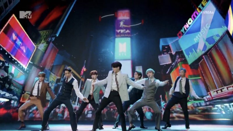 VMA 2020: Direto da Coreia do Sul, BTS faz primeira performance de "Dynamite"