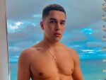 Austin Mahone fotos provocantes e sensuais mostrando o corpo nu