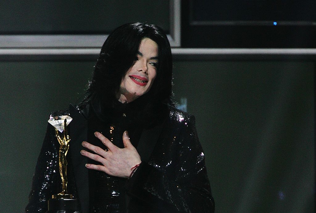Michael Jackson é a celebridade morta mais rentável do mundo