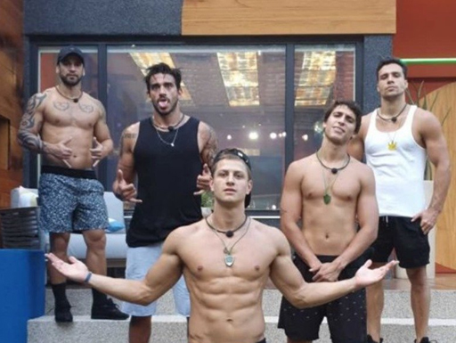 Foto: T3ddy já está confinado para o 'BBB22', que estreia no