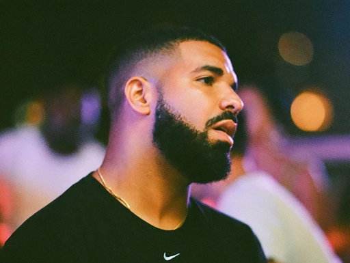 Drake adiamento de novo álbum