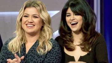 Kelly Clarkson canta música Rare Selena Gomez