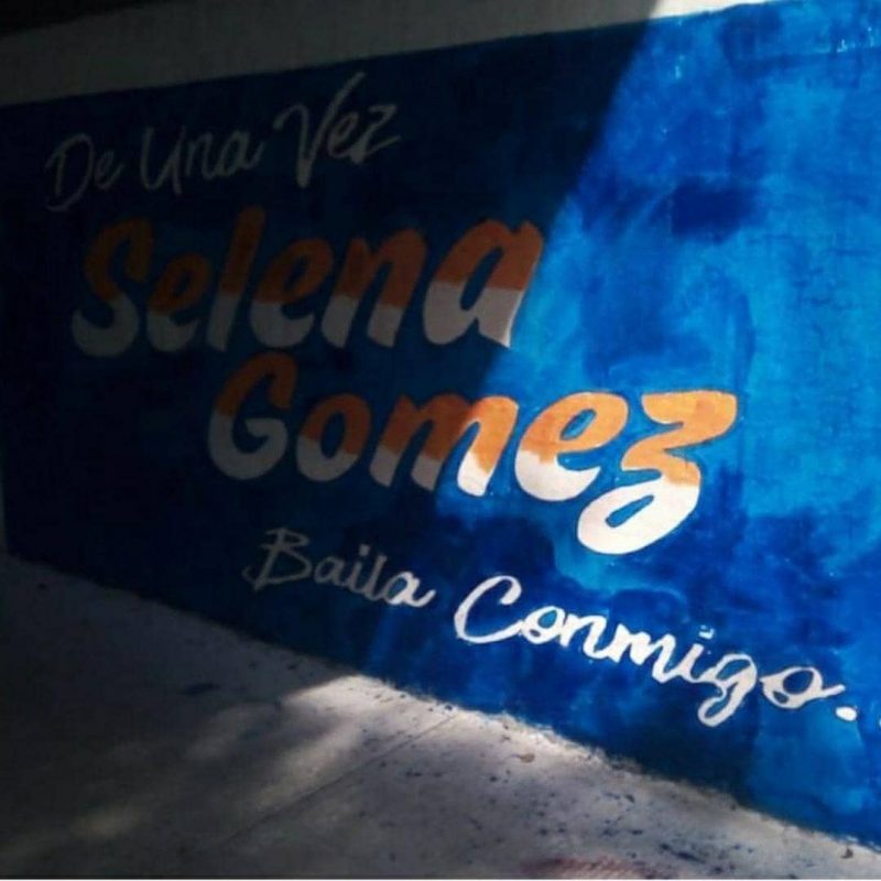 Selena Gomez lançamento em espanhol