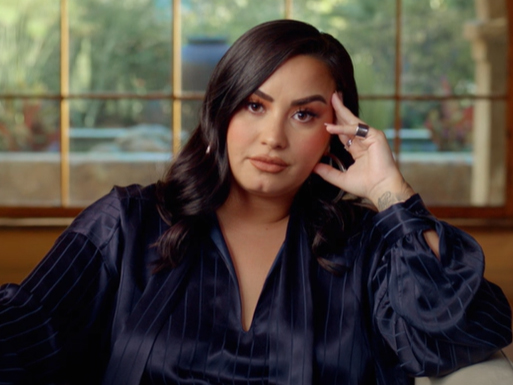 Trailer de documentário revela: Demi Lovato teve três derrames e um ataque cardíaco