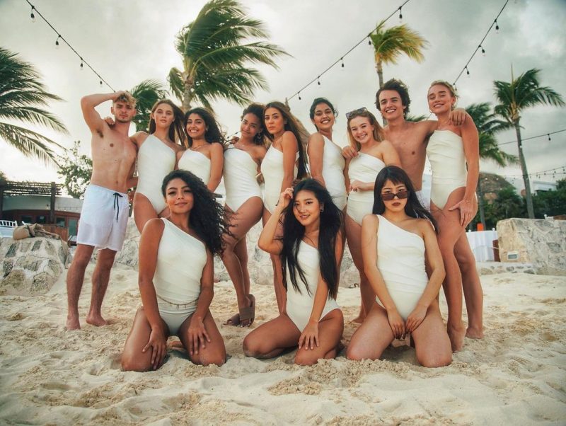 Now United: Any Gabrielly posta cover de "drivers license"