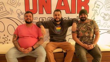 Integrantes do Maneva e hitmaker do reggae lançam podcast "Tá de Boa"