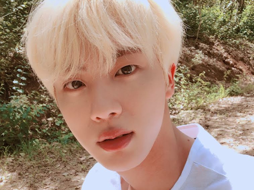 BTS: Jin explica por que não tem postado selfies
