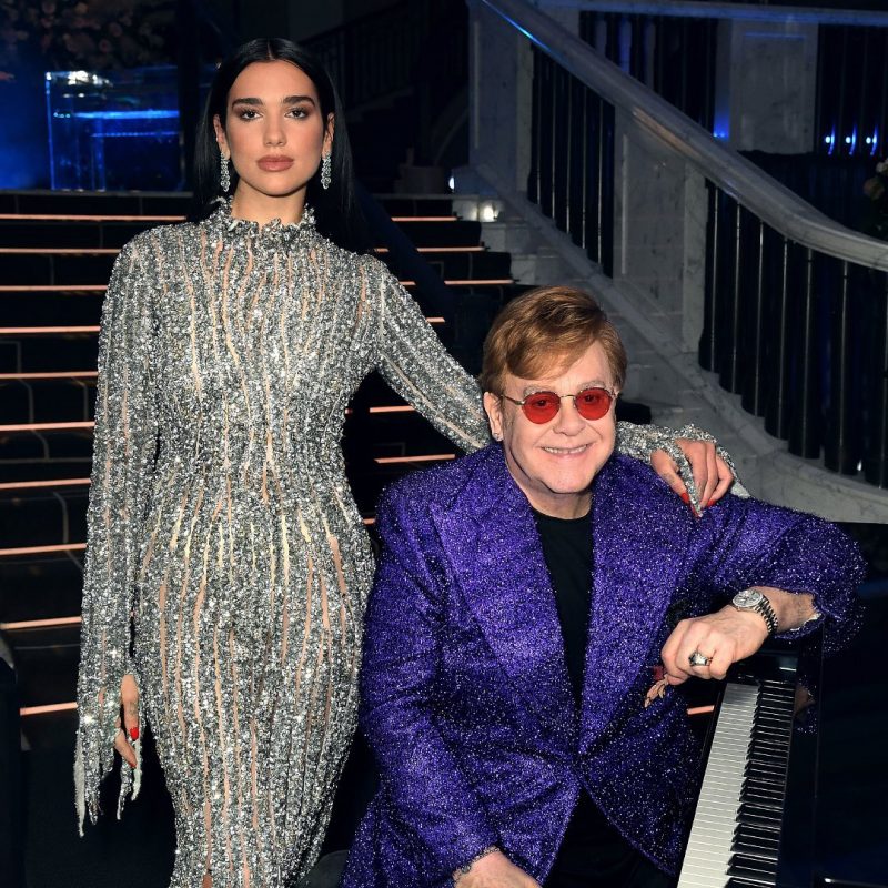 Elton John reúne mundo da música para projeto: "anúncio amanhã"