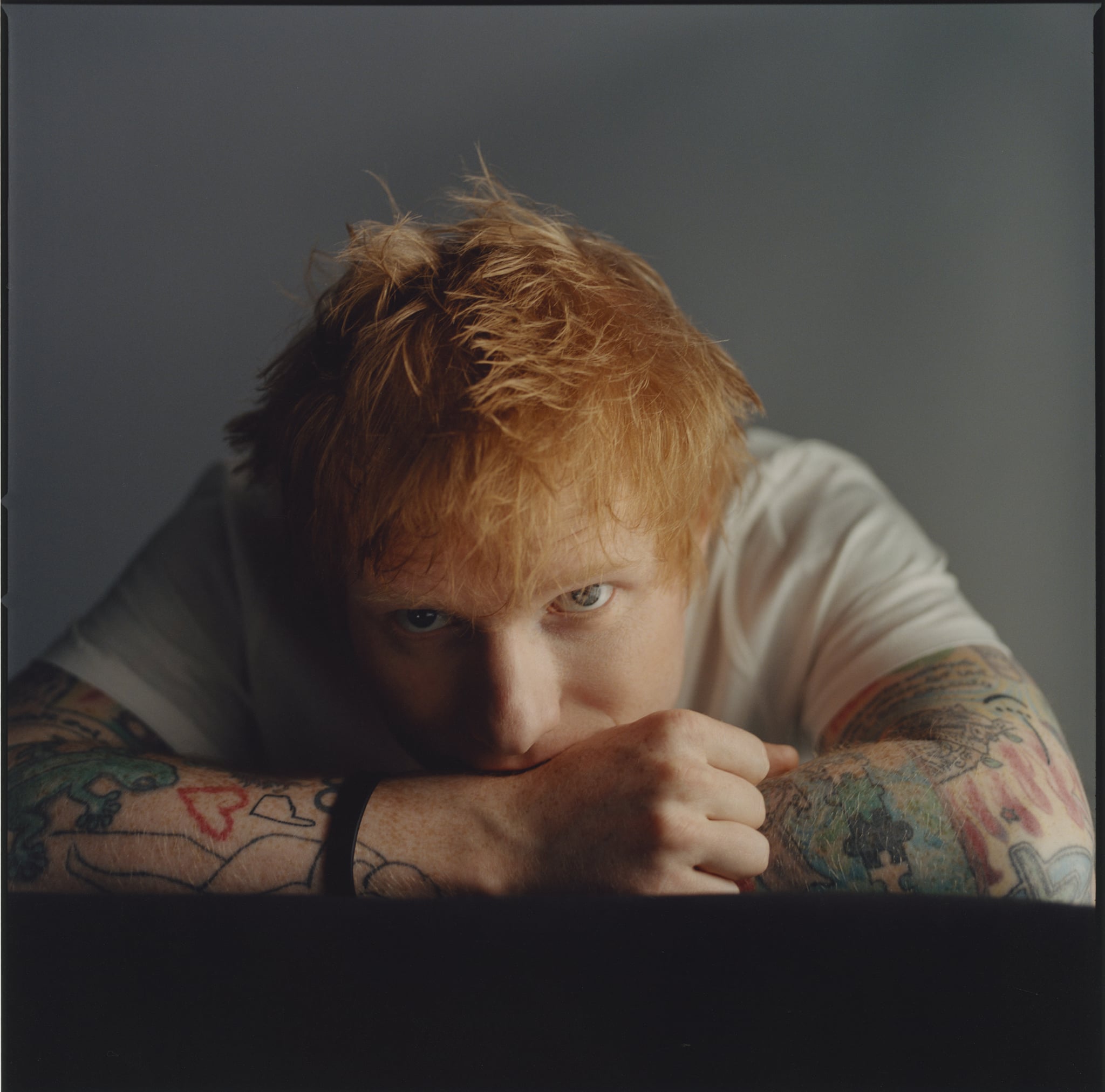Ninguém consegue derrubar Ed Sheeran no Reino Unido