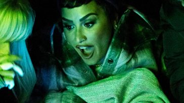 Demi Lovato detalha contato com alienígenas