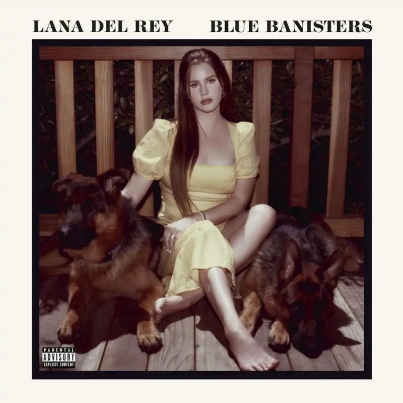 Lana Del Rey é aclamada pela mídia especializada pelo novo álbum "Blue Banisters"