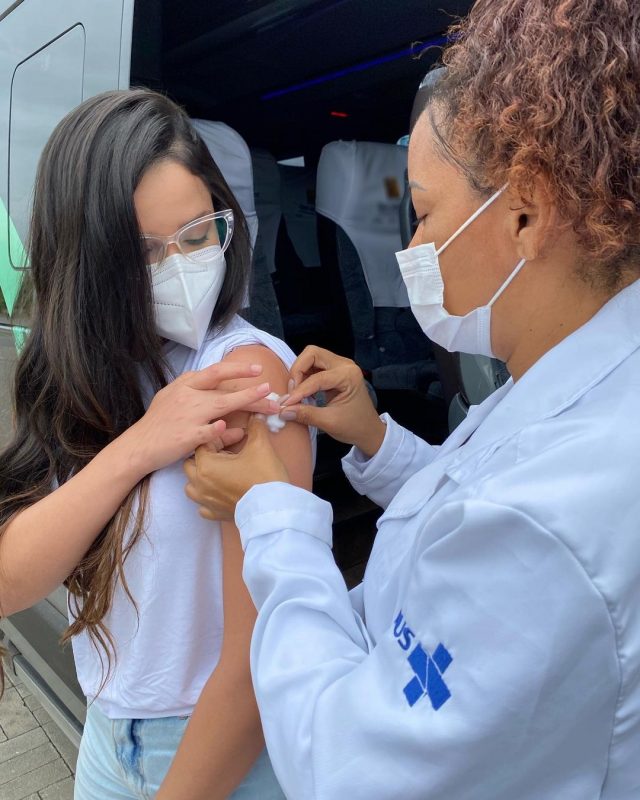 Giulietta riceve la sua seconda dose di vaccino