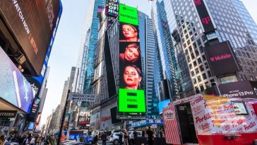 Marília Mendonça e Maiara & Maraisa são destaque na Times Square