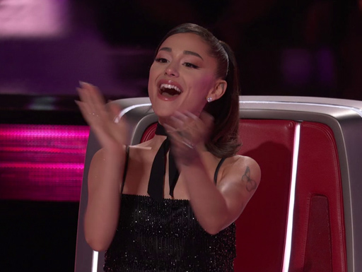 The Voice USA - Trio conquista Ariana Grande ao cantar No Tears Left to Cry