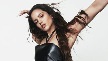 Capa da Rolling Stone, Rosalía fala sobre o novo álbum "MOTOMAMI"