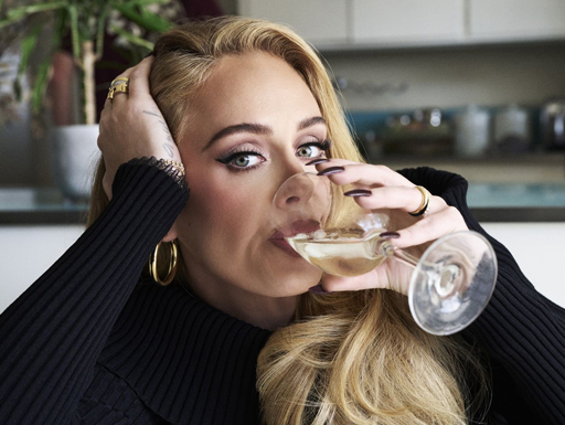 Resenha: Adele está escondendo o ouro sobre "30"